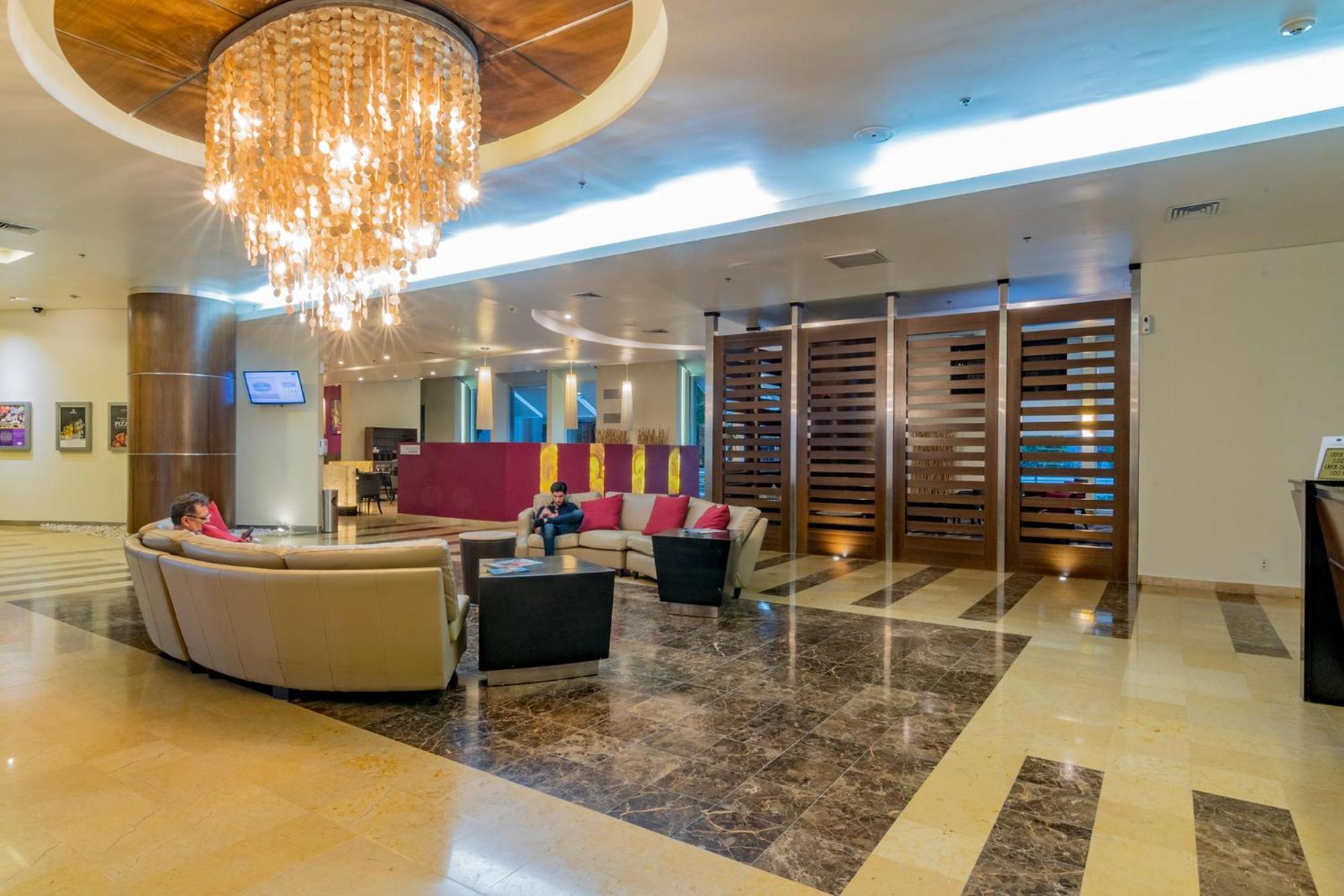 Hotel Lucerna Эрмосильо Экстерьер фото